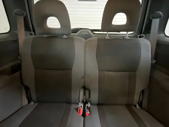 Toyota Rav4 view 6