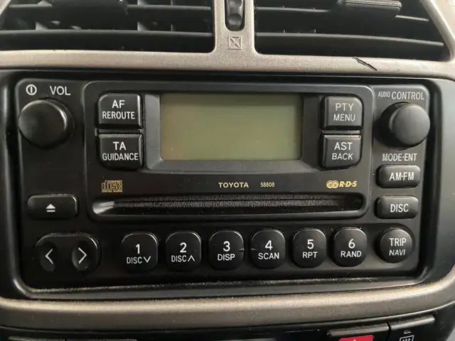 Toyota Rav4 view 12