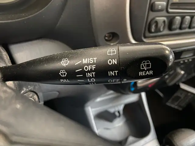 Toyota Rav4 view 10