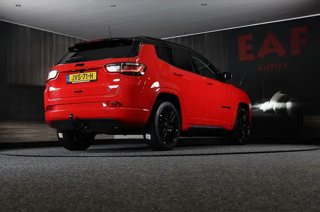 Jeep Compass view 5