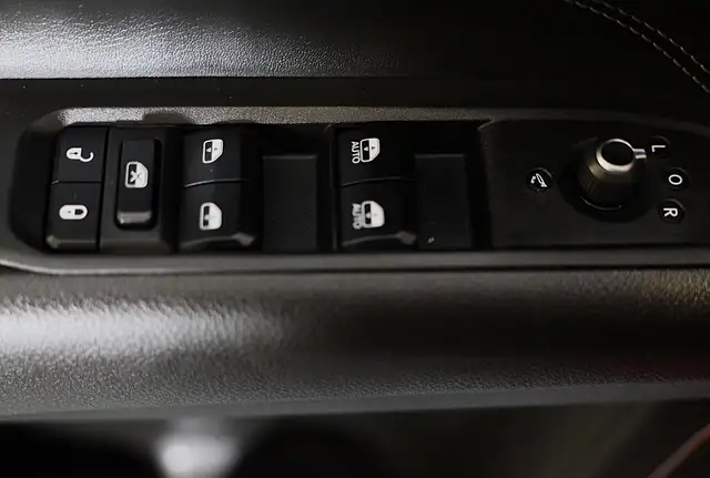 Jeep Compass view 24