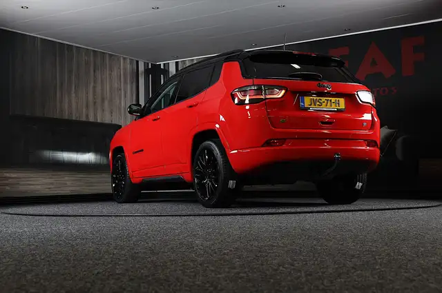 Jeep Compass view 3