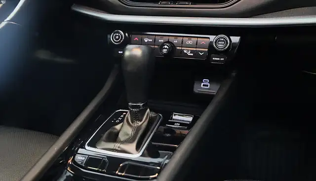 Jeep Compass view 16