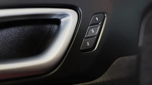 Jeep Compass view 9