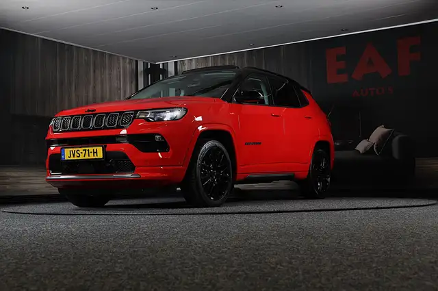 Jeep Compass view 4