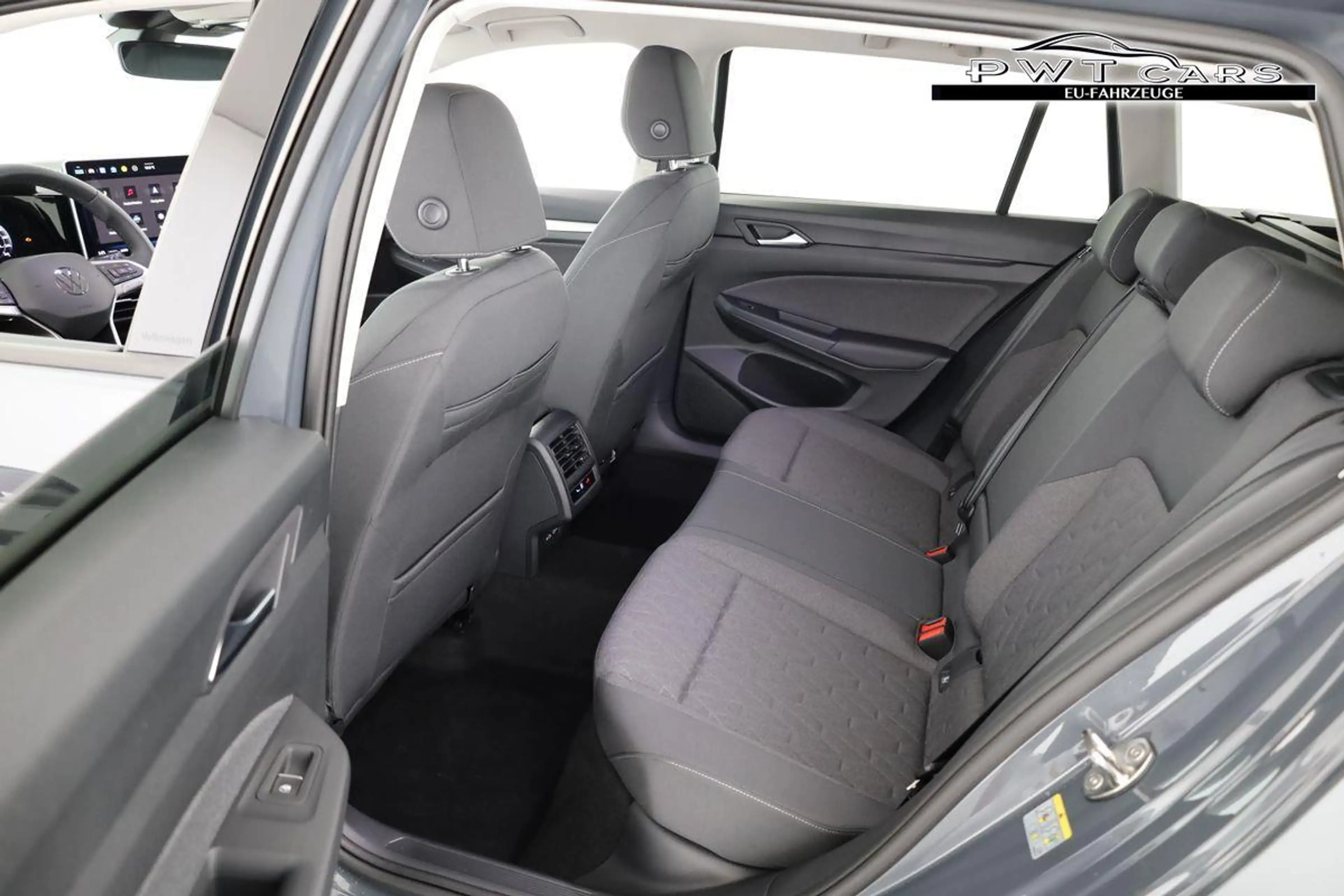 Volkswagen Golf Variant 1.5 TSI 110 kW Life VIII Life, easyOpen, Kamera... — photo 10