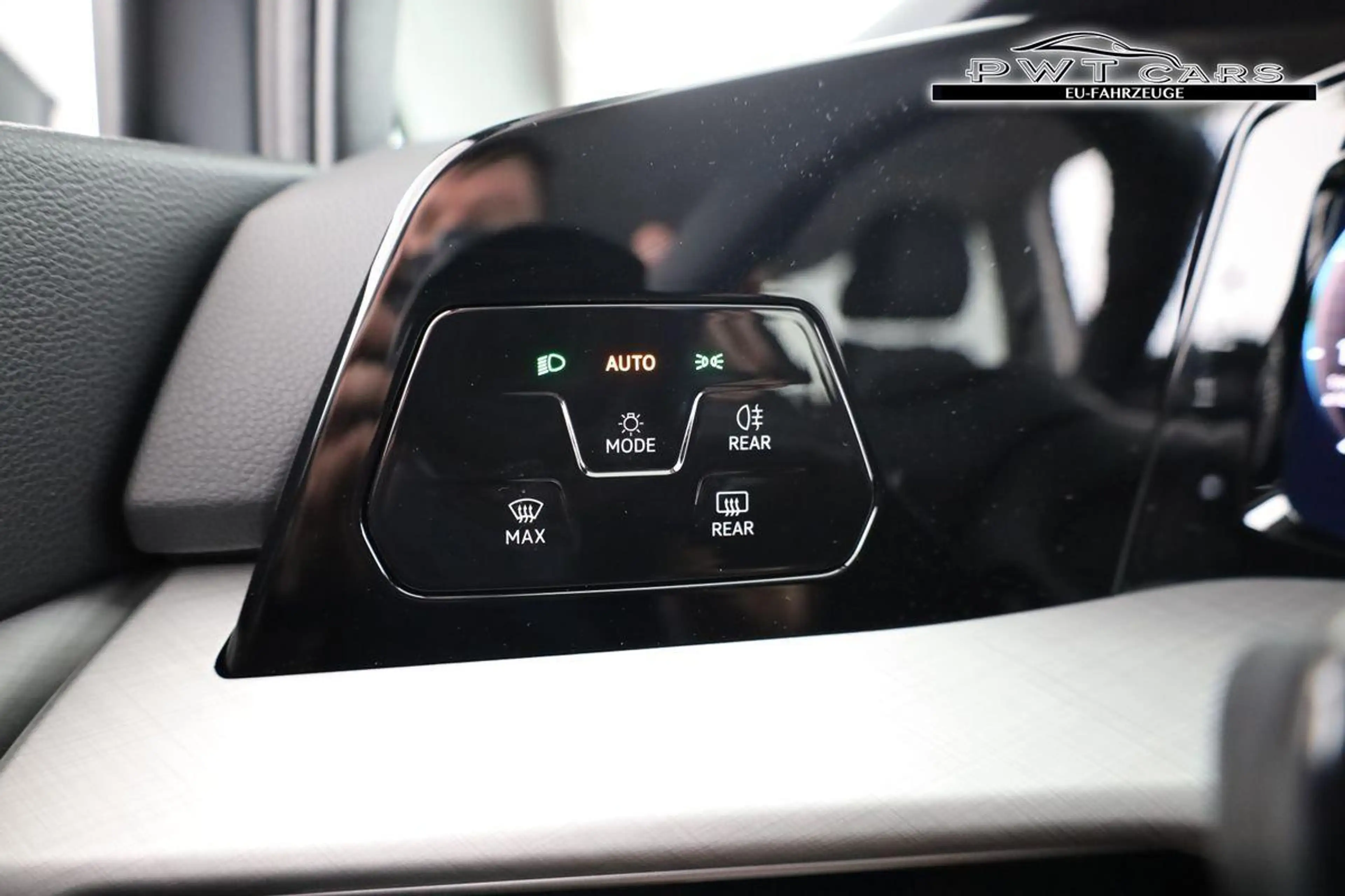 Volkswagen Golf Variant 1.5 TSI 110 kW Life VIII Life, easyOpen, Kamera... — photo 8