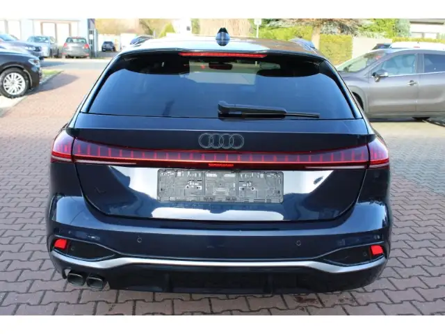 Audi A5 view 6
