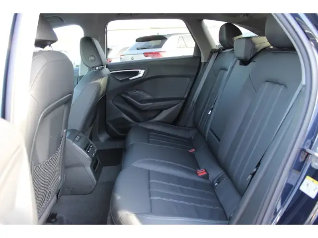 Audi A5 view 12