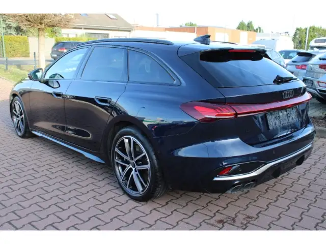 Audi A5 view 7