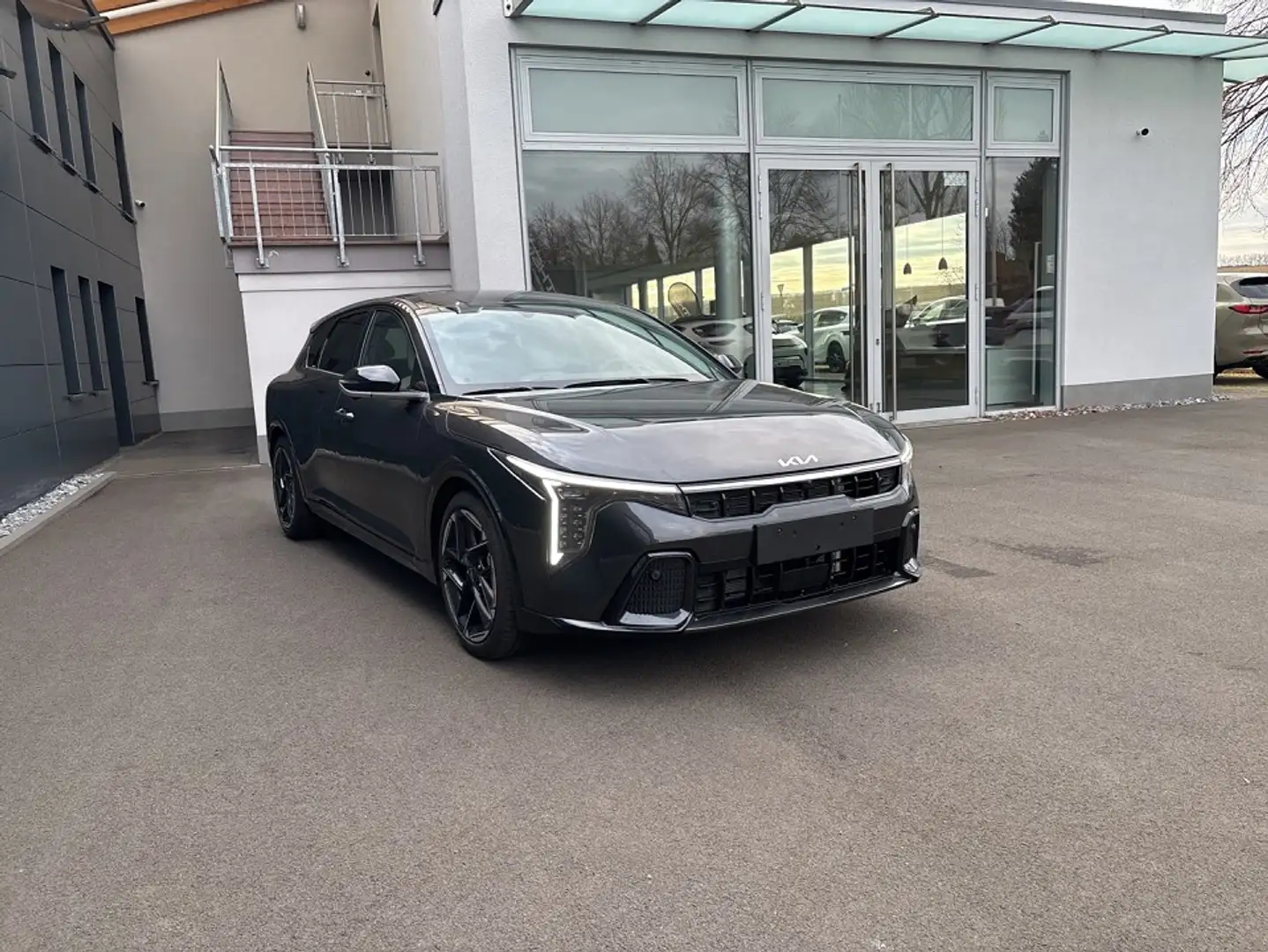 Kia K4 1.6T 180 DCT GTL DWP+ SITZ SOUND Grau - 2