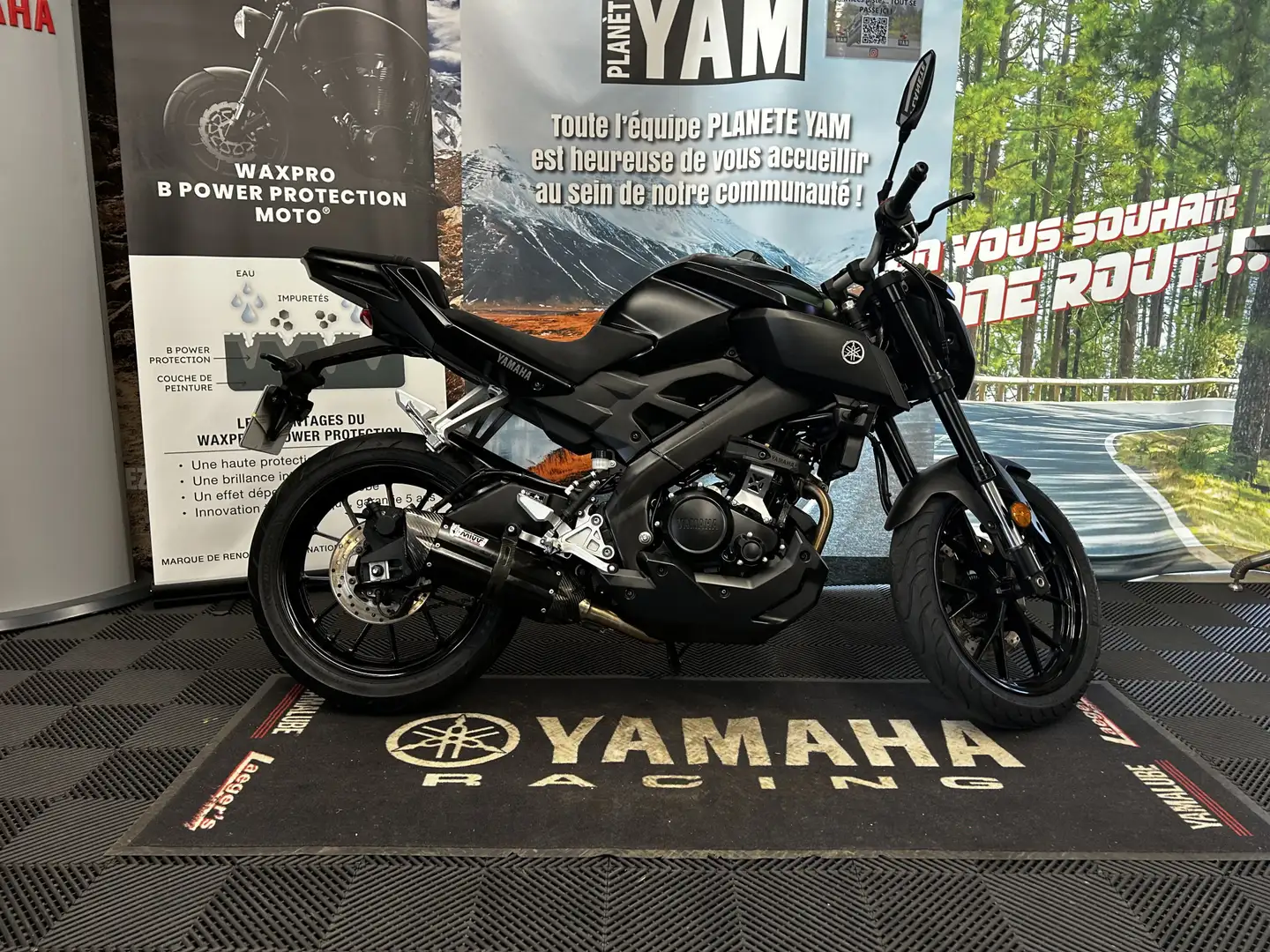 Yamaha MT-125 Schwarz - 1