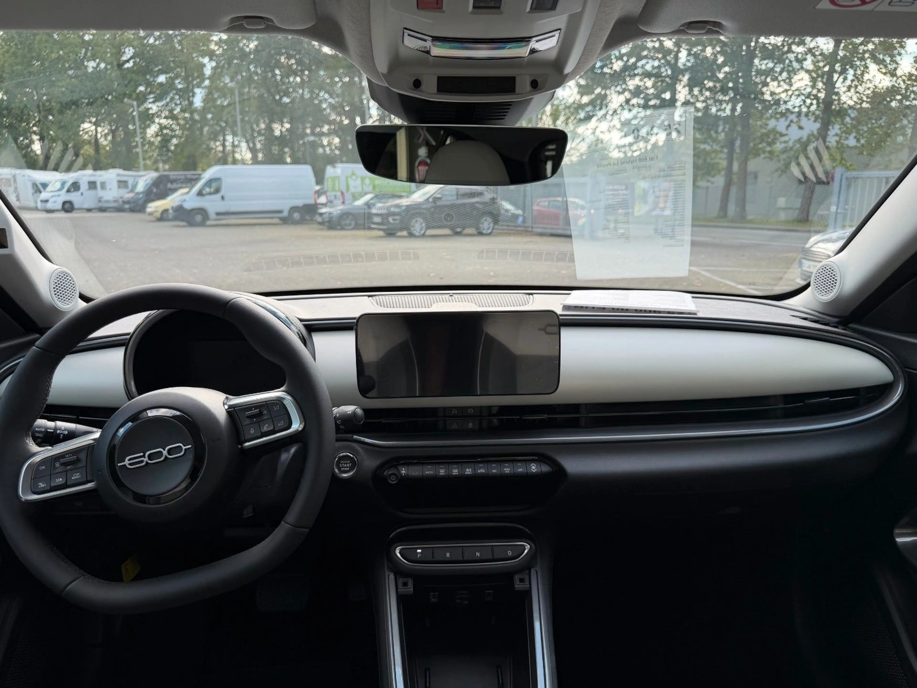 Fiat 600 1.2 Hybrid T3 81 kW eDCT LA PRIMA — photo 13