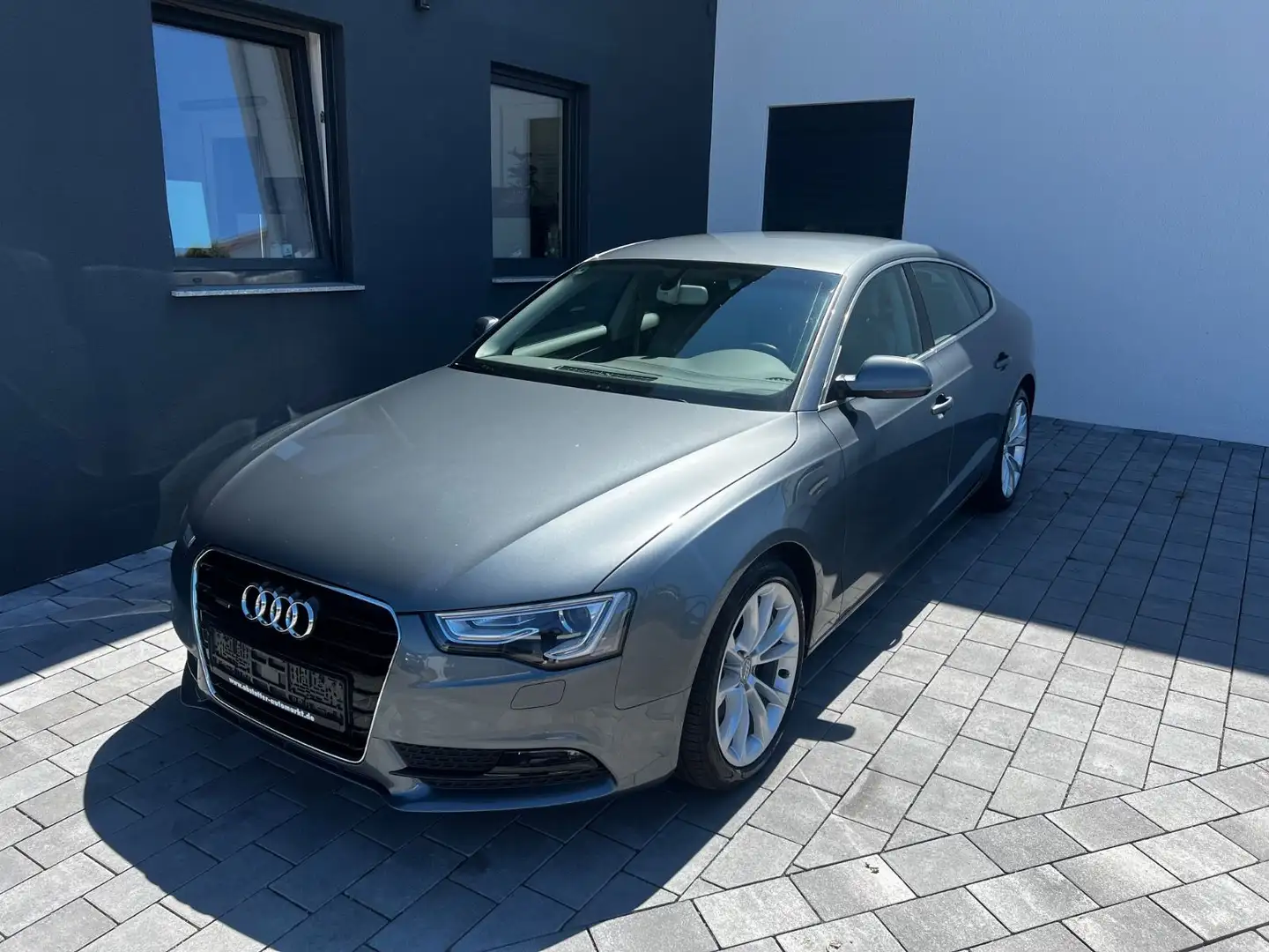 Audi A5 Sportback 3.0 TDI quattro Automatik Grau - 1