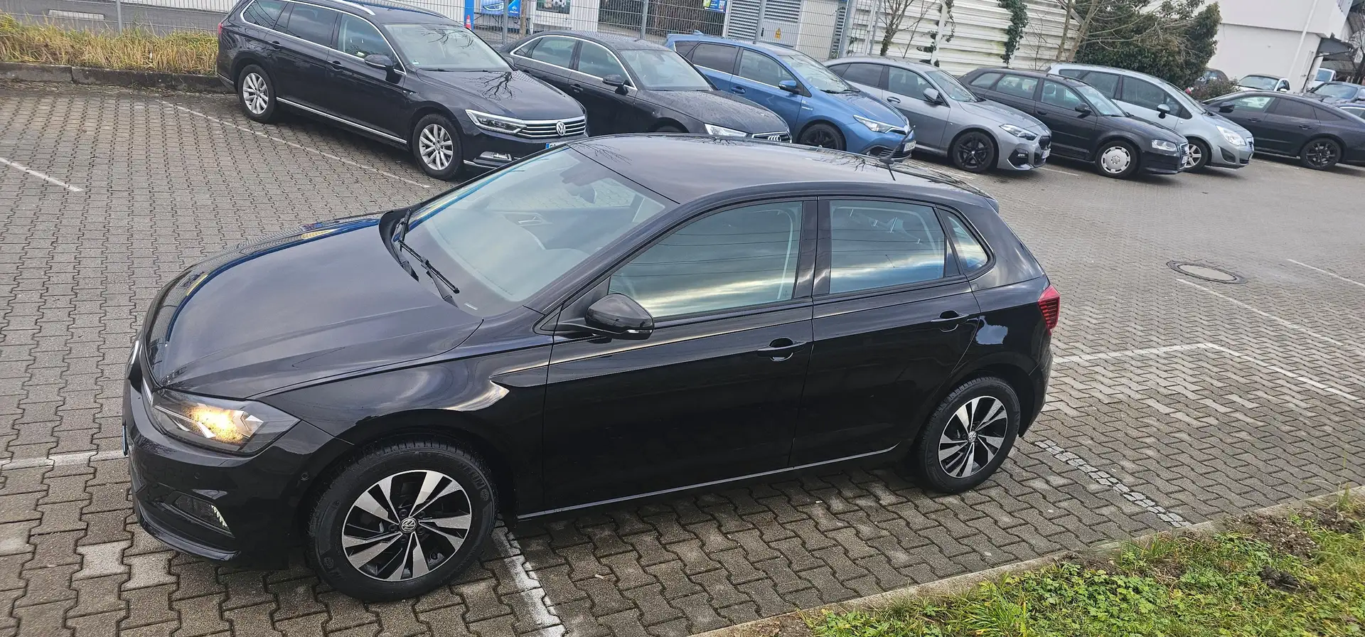Volkswagen Polo 1.0 Comfortline*Sitzheizung*Tempo*Klima*2xPDC*Alu* Nero - 2