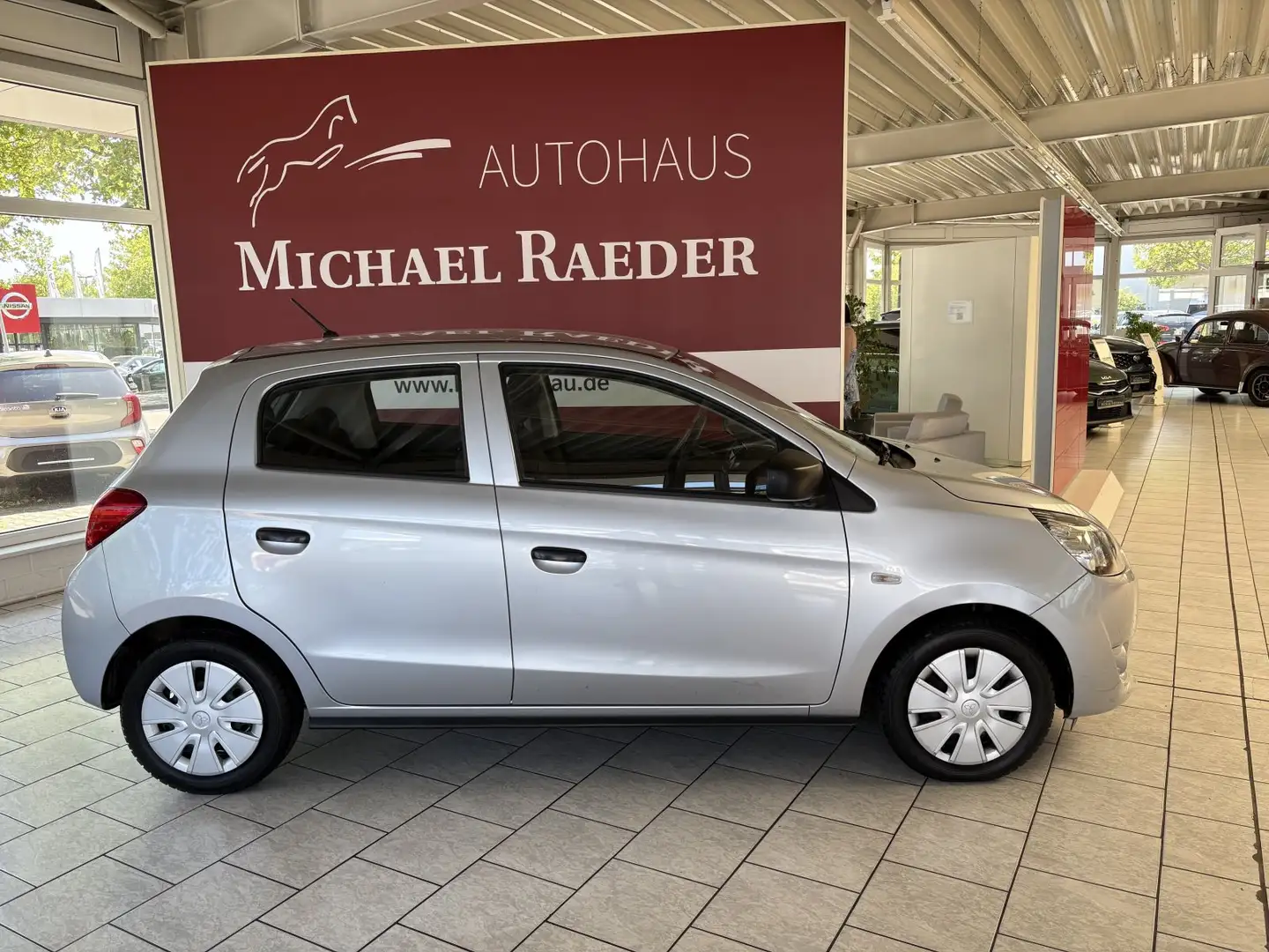 Mitsubishi Space Star Diamant Edition SHZ Argent - 1