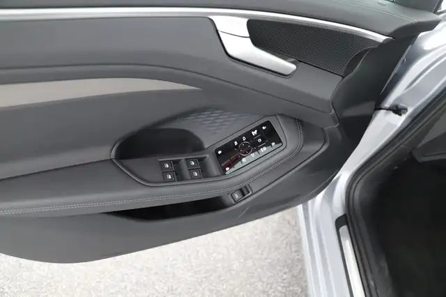 Audi A6 quattro TDI 150 kW Ansicht 10