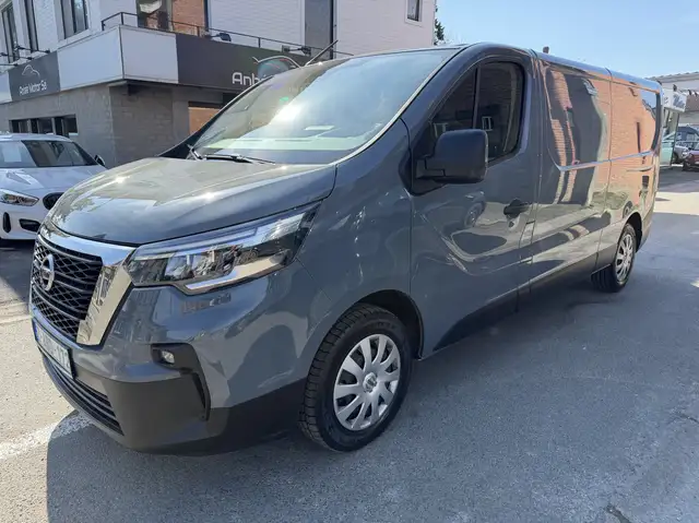 Nissan Primastar Primastar 2.0 dCi 30 L2H1/Etat Proche du neuf ==