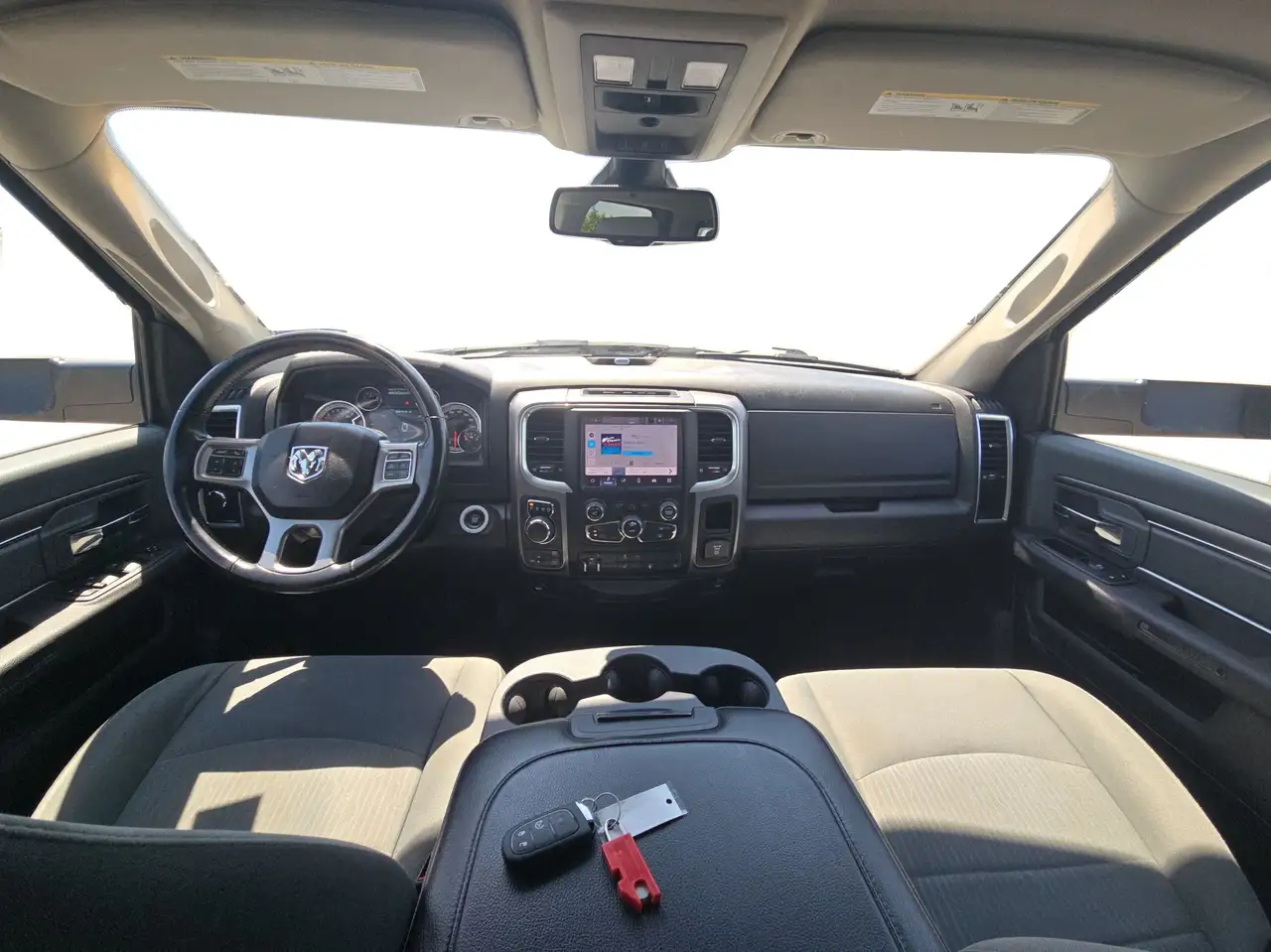 RAM 1500 снимка RAM 1500