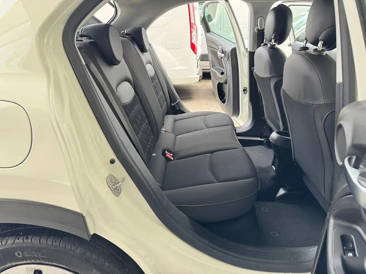 Fiat 500X 1.3 mjet Club 95cv GARANZIA 36 MESI CARPLAY-CRUIS 7