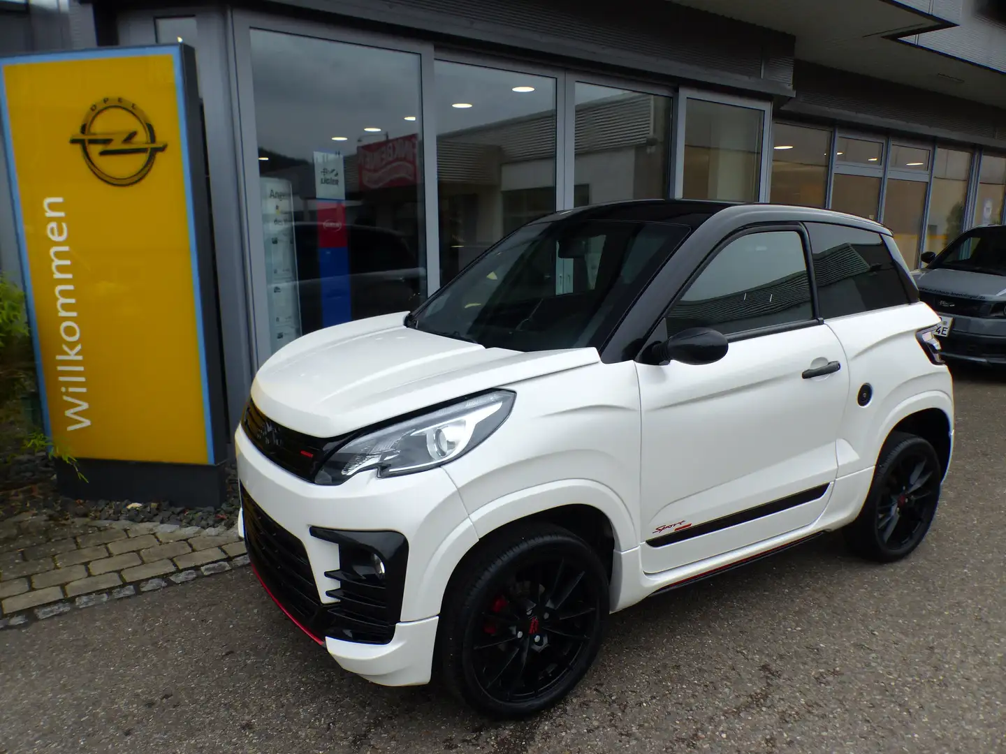 Ligier JS 60 Sport Ultimate mit Servo,Carplay,Rückfahrkamera Blanco - 1