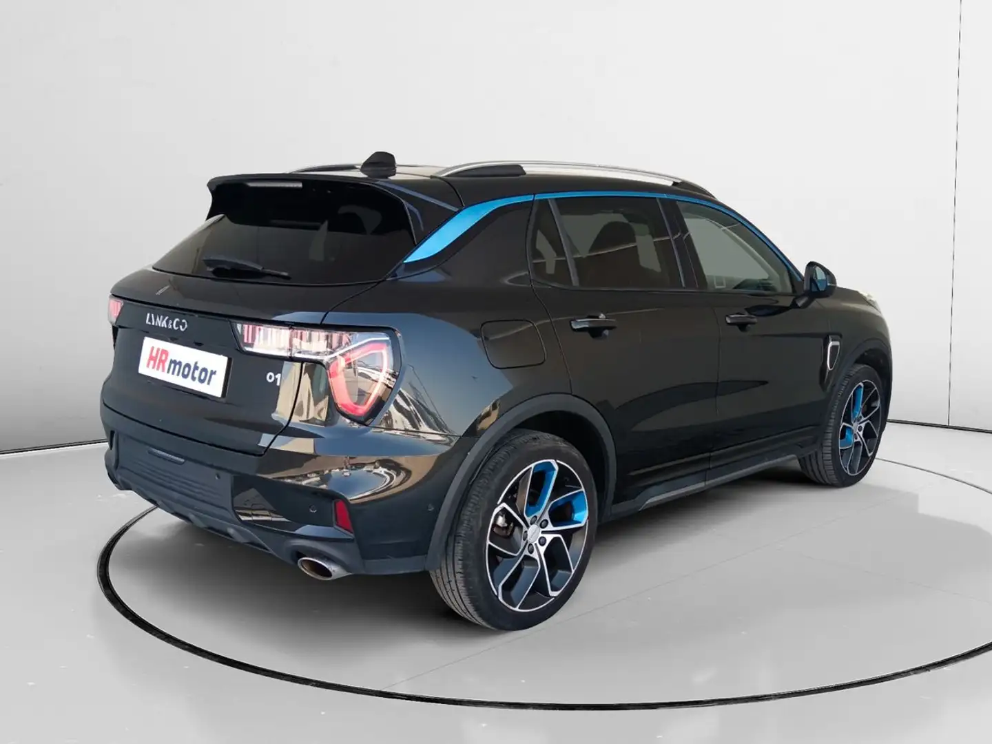 Lynk & Co 01 1 1.5 PHEV Zwart - 2