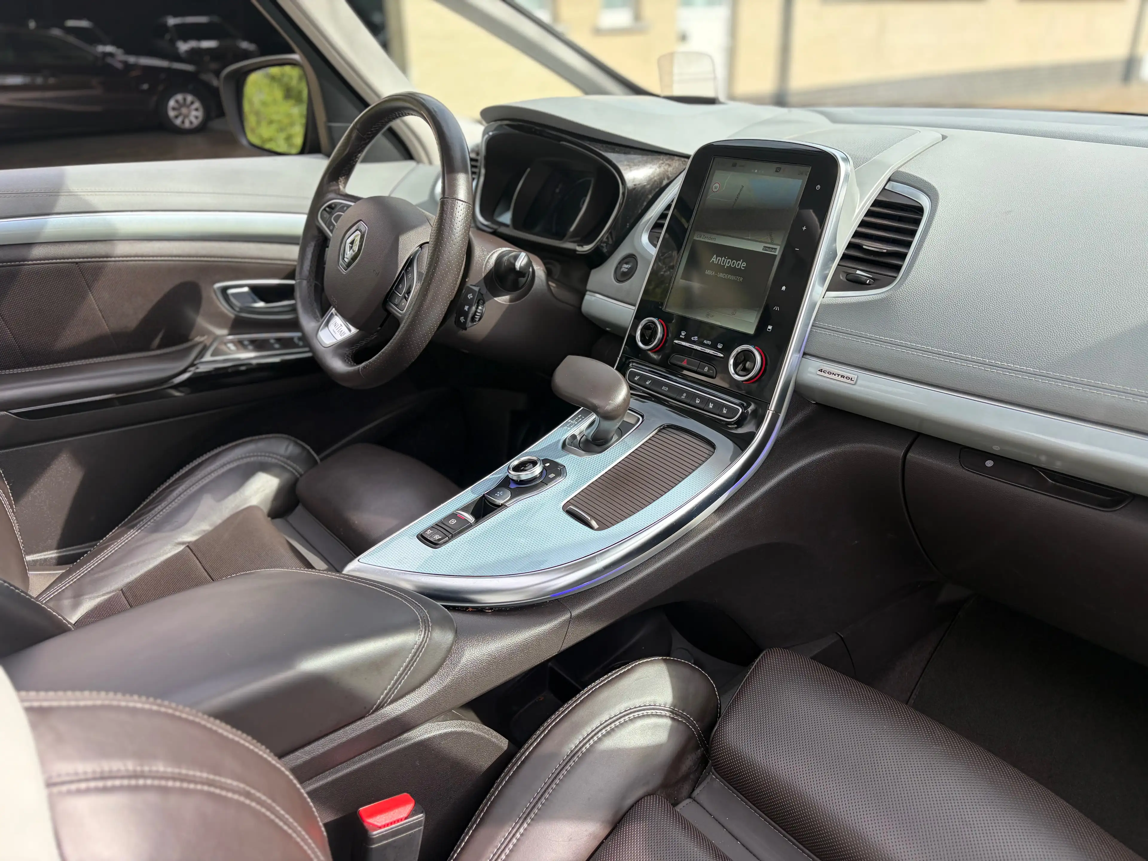 Renault Espace Espace 2.0 Blue dCi Initiale Paris EDC ### Problème joint de culasse ### — photo 16