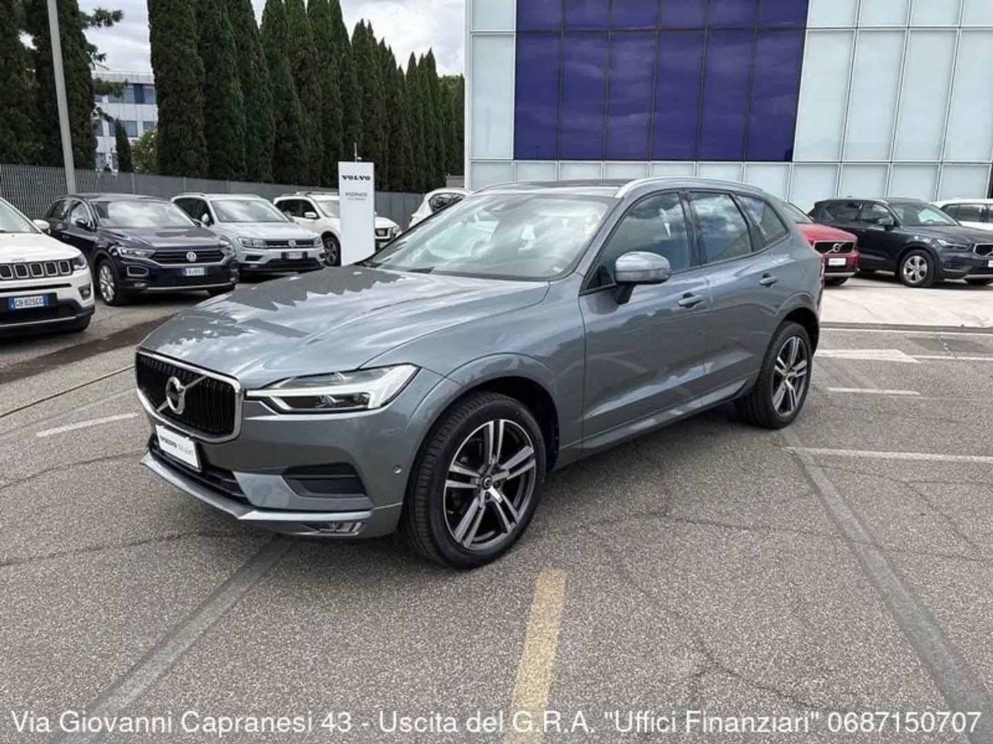 Volvo XC60 D4 AWD Geartronic Business Gris - 1
