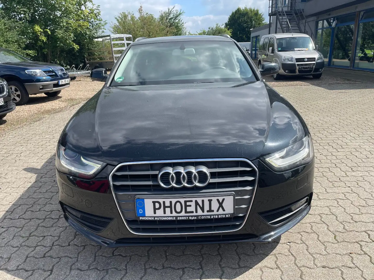 Audi A4 Avant Attraction,Navi,PDC,AHK,Tempomat, Schwarz - 2