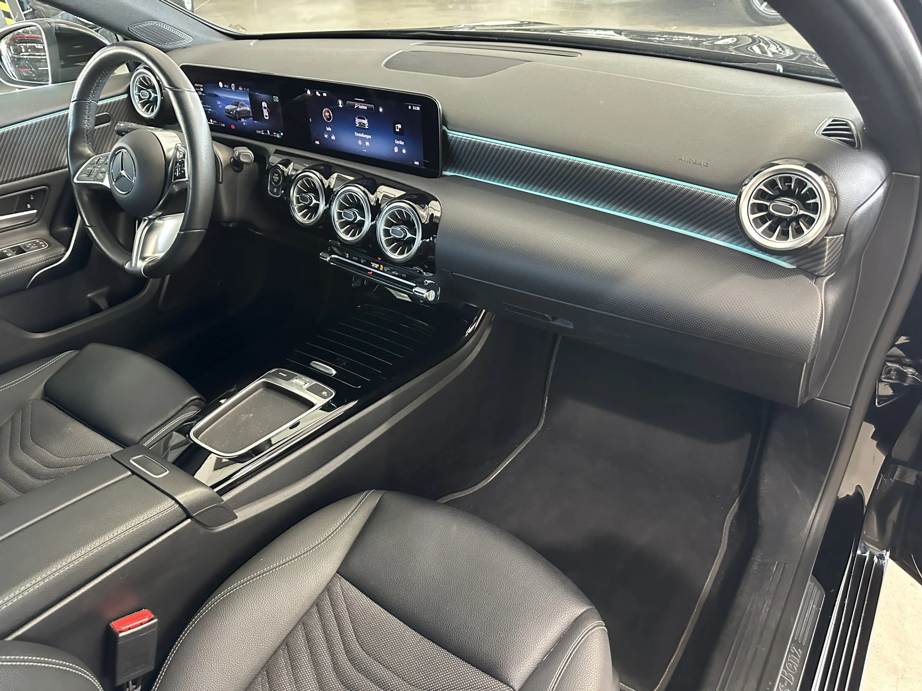 Mercedes-Benz A 180 d Progressive DIS MULTIBEAM 360 HandsFree — photo 18
