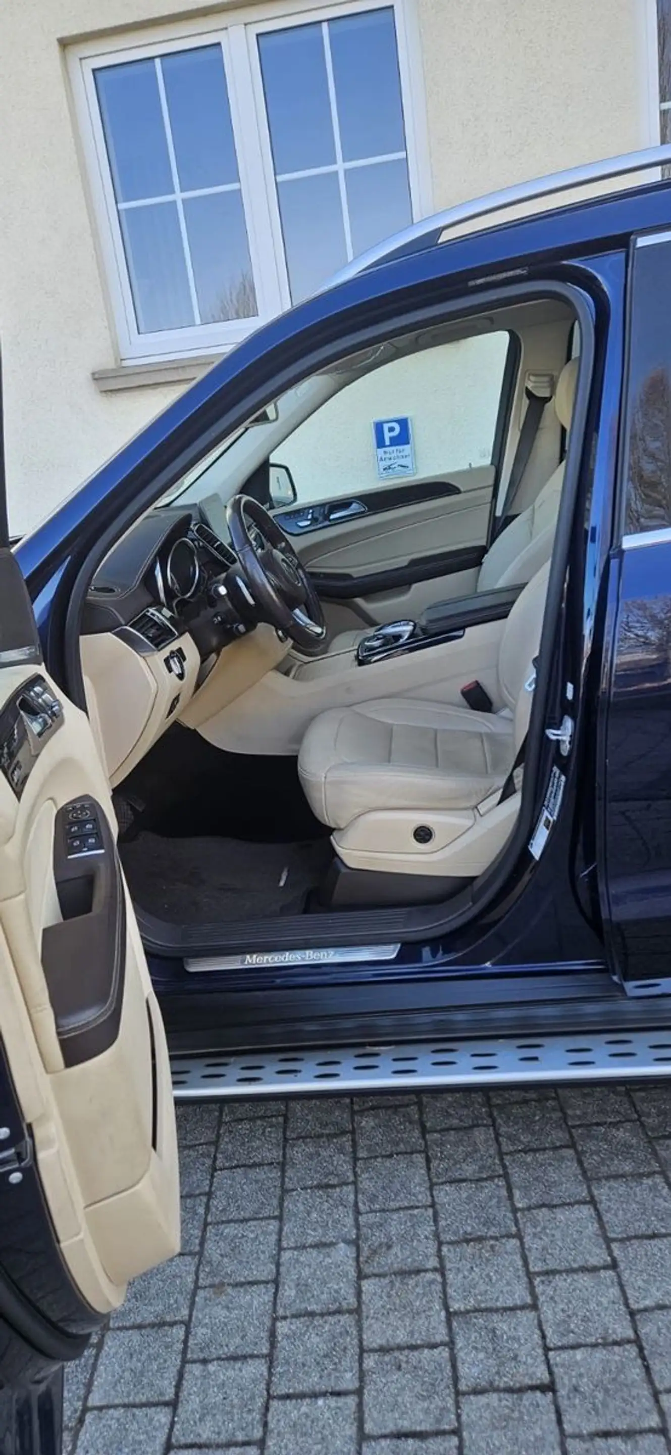 Mercedes-Benz GLS 400 GLS GLS 400 4Matic — photo 11