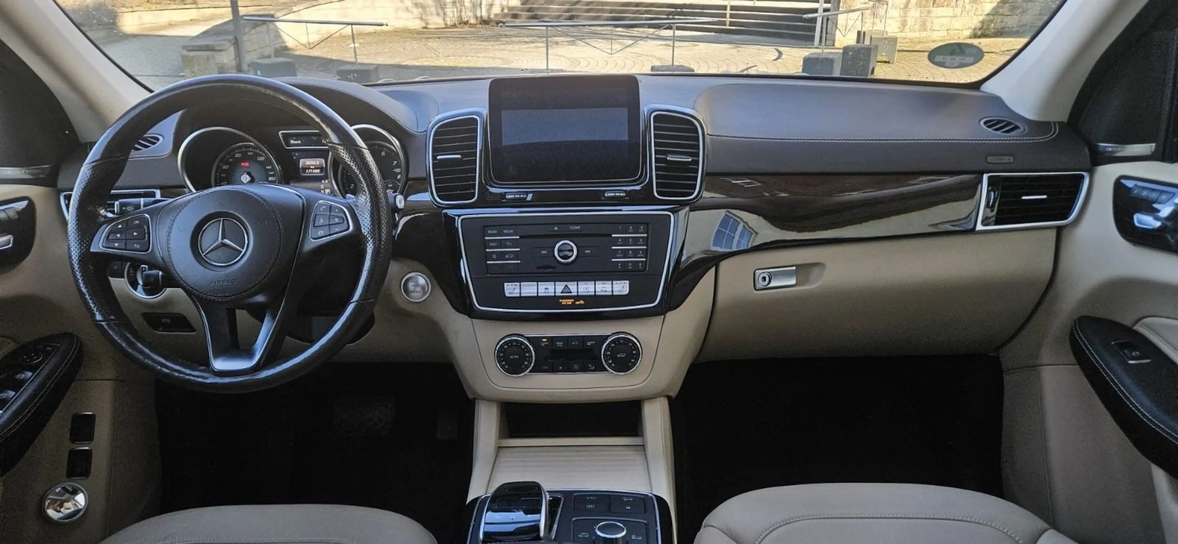 Mercedes-Benz GLS 400 GLS GLS 400 4Matic — photo 8