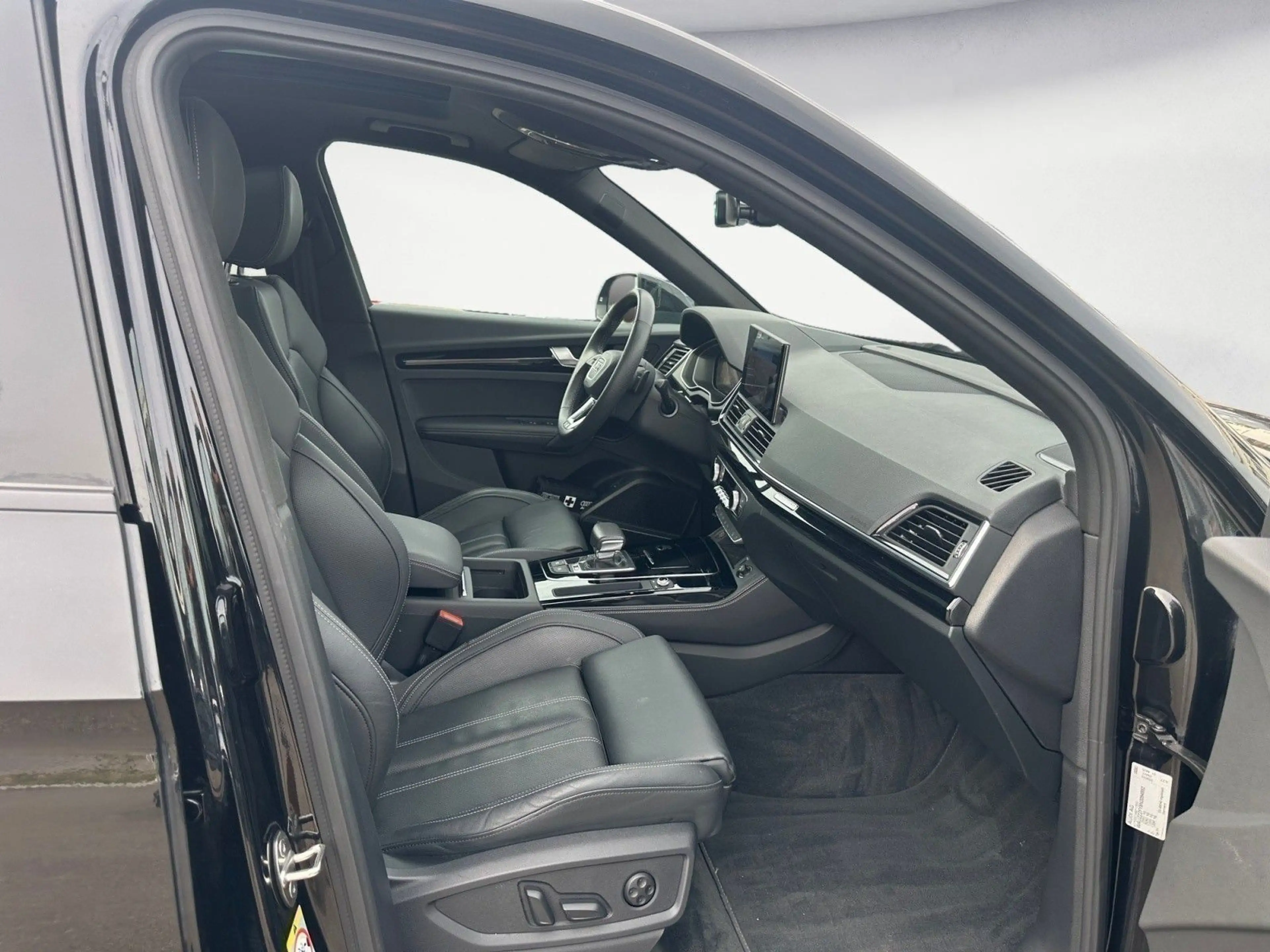 Audi SQ5 TDI quattro AHK Pano HUD AirSuspen — photo 13