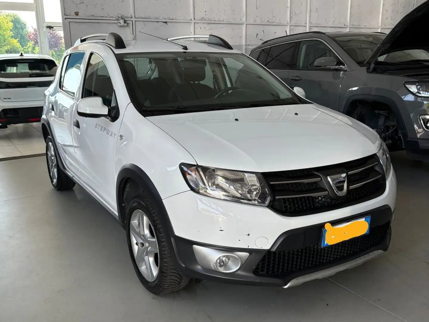 Dacia Sandero Sandero Stepway 0.9 tce (prestige) s Weiß - 1