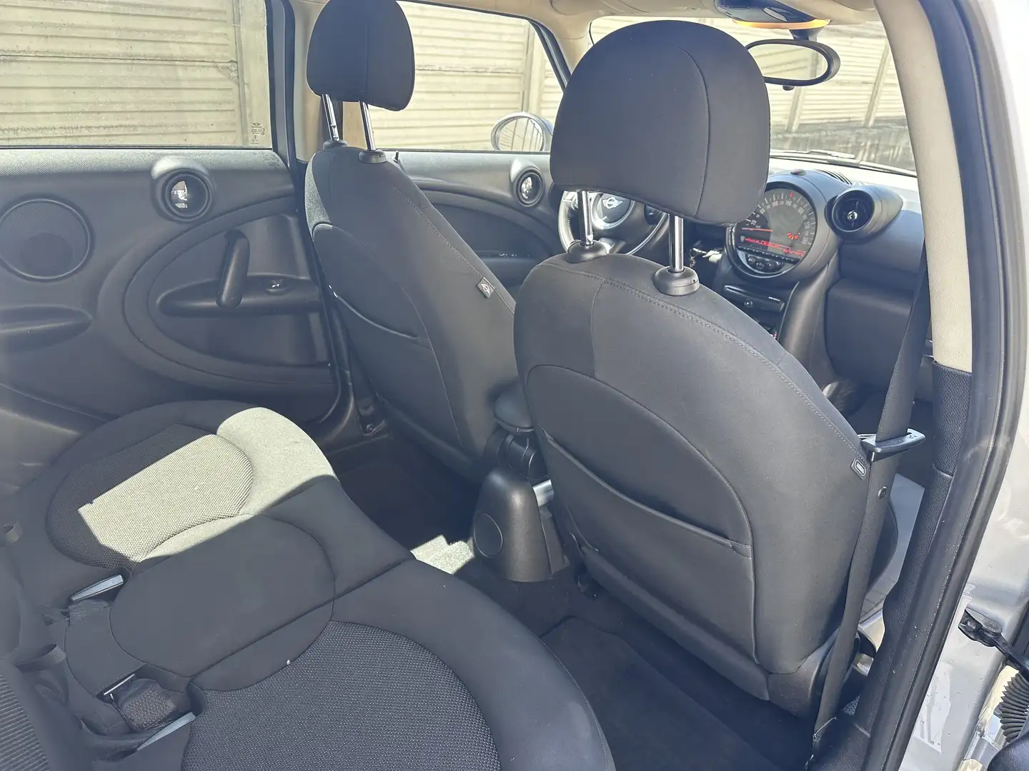 MINI Countryman D business - 1