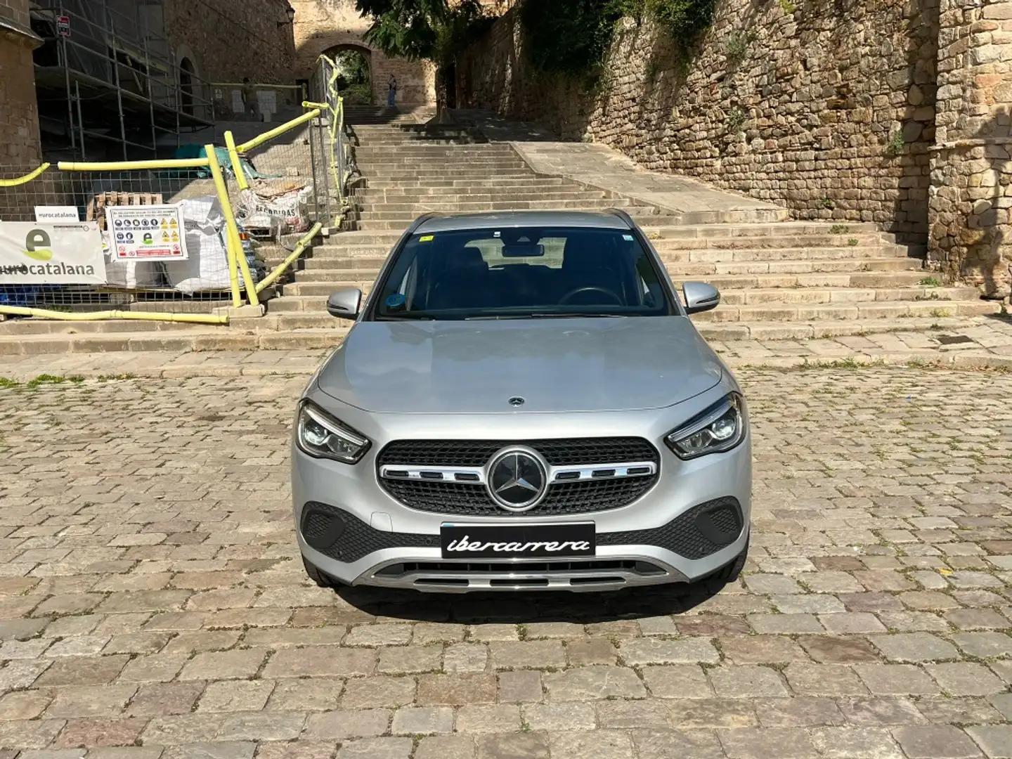 Mercedes-Benz GLA 250 250e Plateado - 2