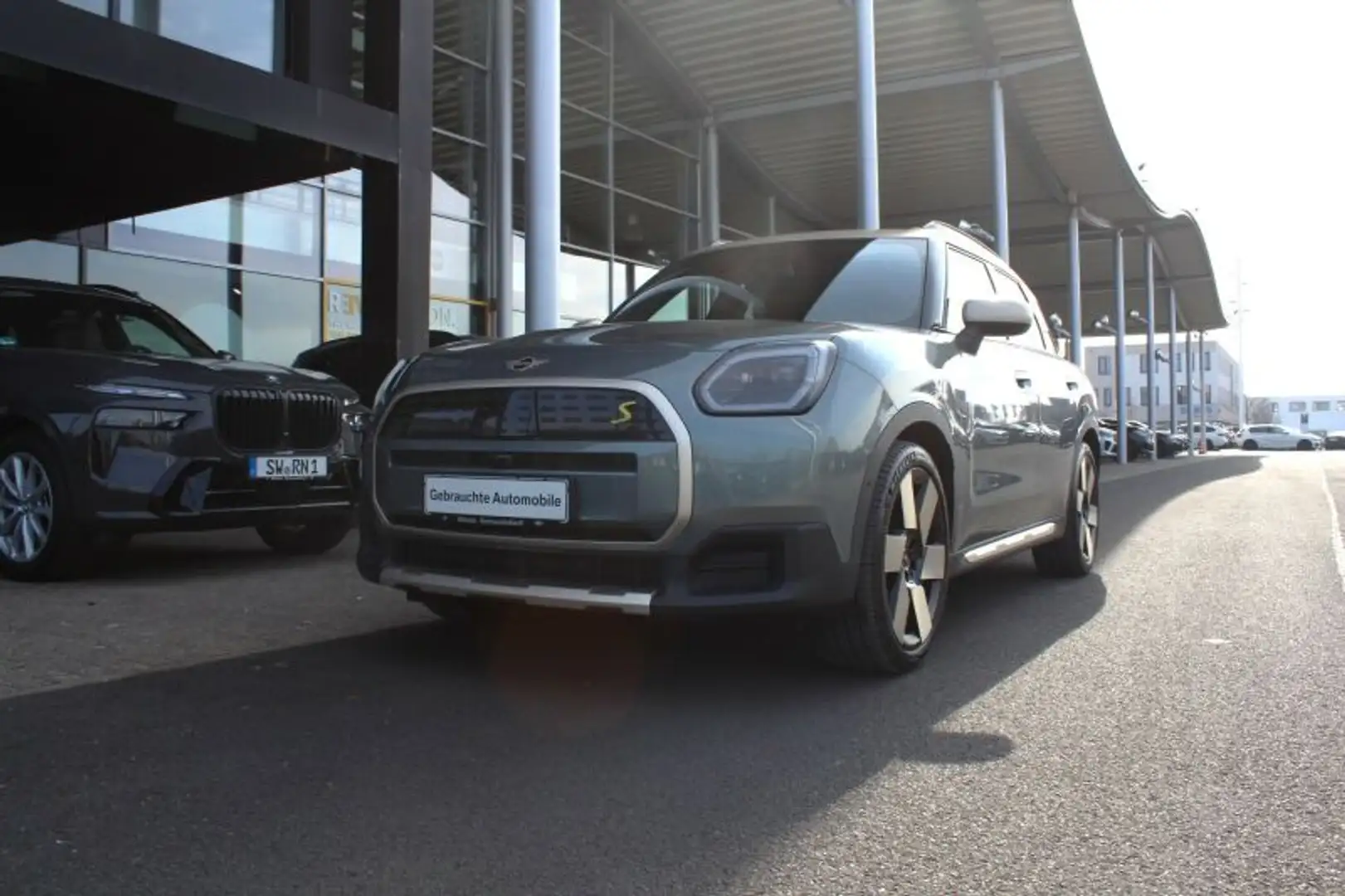 MINI Cooper SE Countryman SE ALL4 AHK. Park.Ass.Plus. Panorama Verde - 1