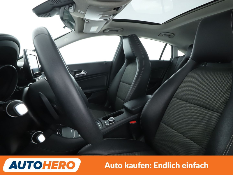 Mercedes-Benz CLA 220 Shooting Brake Aut.*NAVI*LED*PDC*SHZ*TEMPO* — photo 10