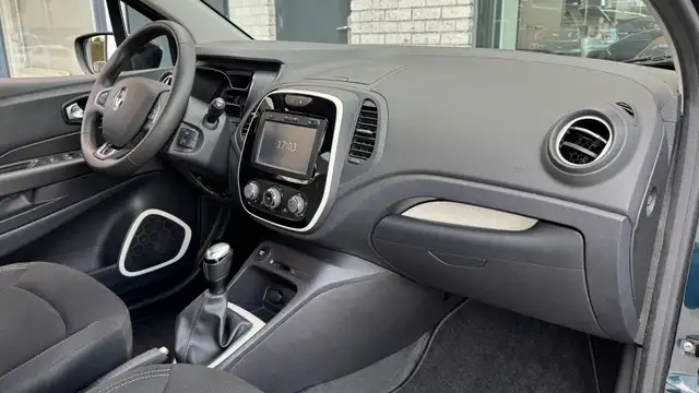 Renault Captur view 12