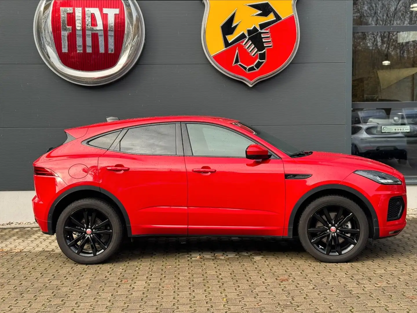 Jaguar E-Pace E-PACE R-Dynamic S AWD +ALLRAD+NAVI+LED+8FACH+ Rouge - 2