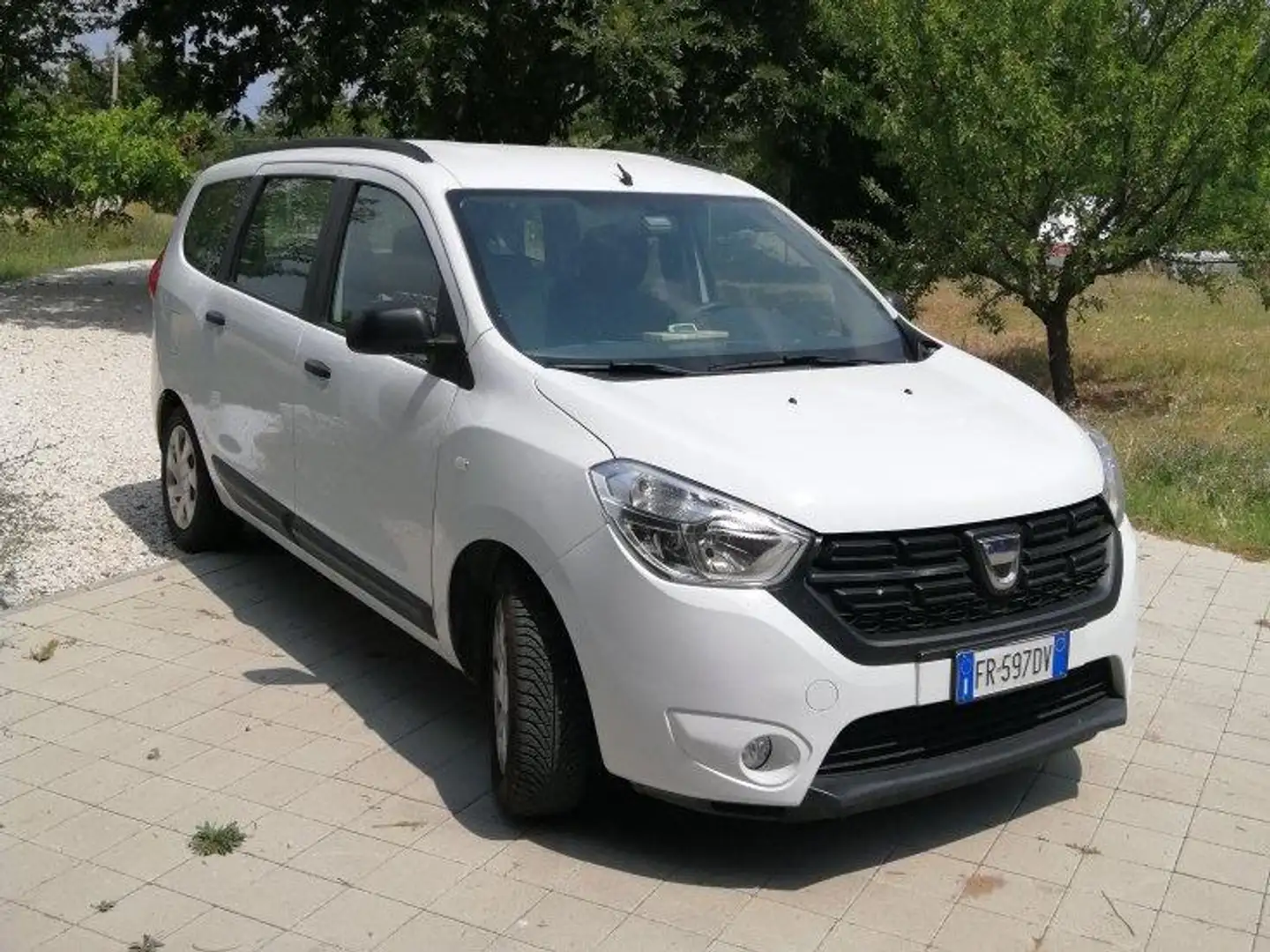 Dacia Lodgy Lodgy 1.6 Essential Gpl s Bianco - 1
