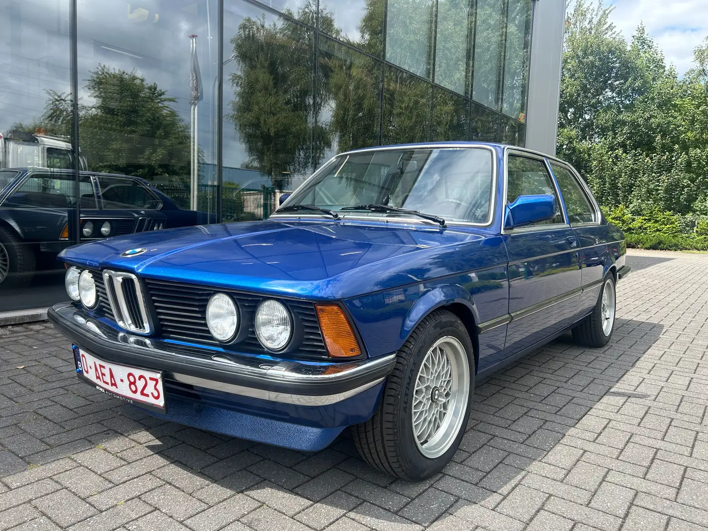 BMW 320 E21 320/6 Blauw - 2