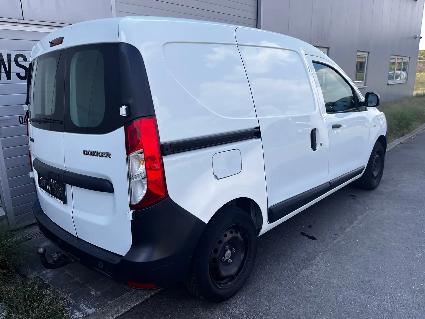 Dacia Dokker 1,6 SCe / AIRCO / CRUISE / NAVI / PDC / TREKHAAK Alb - 2