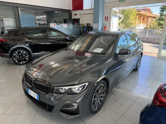 BMW 318 Serie 3 G21 2019 Touring 318d Touring Msport auto