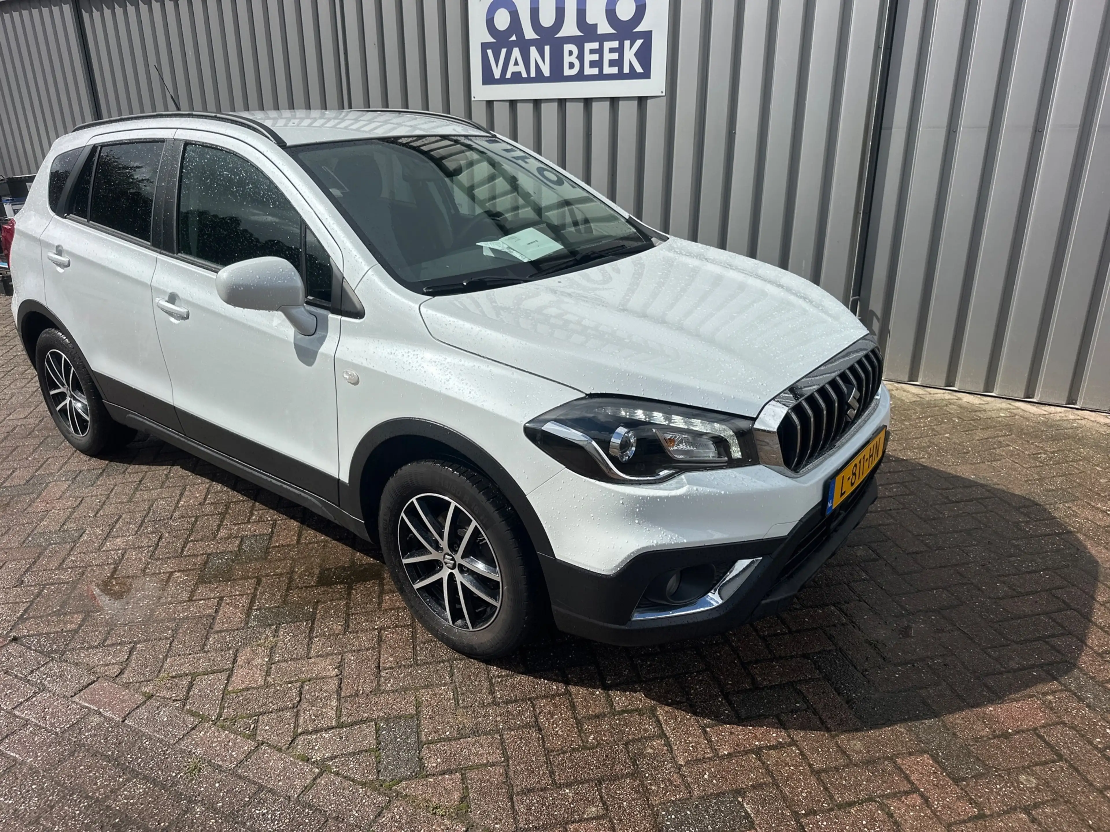 Suzuki S-Cross 1.4 Boosterjet Comfort Smart Hybrid — photo 3