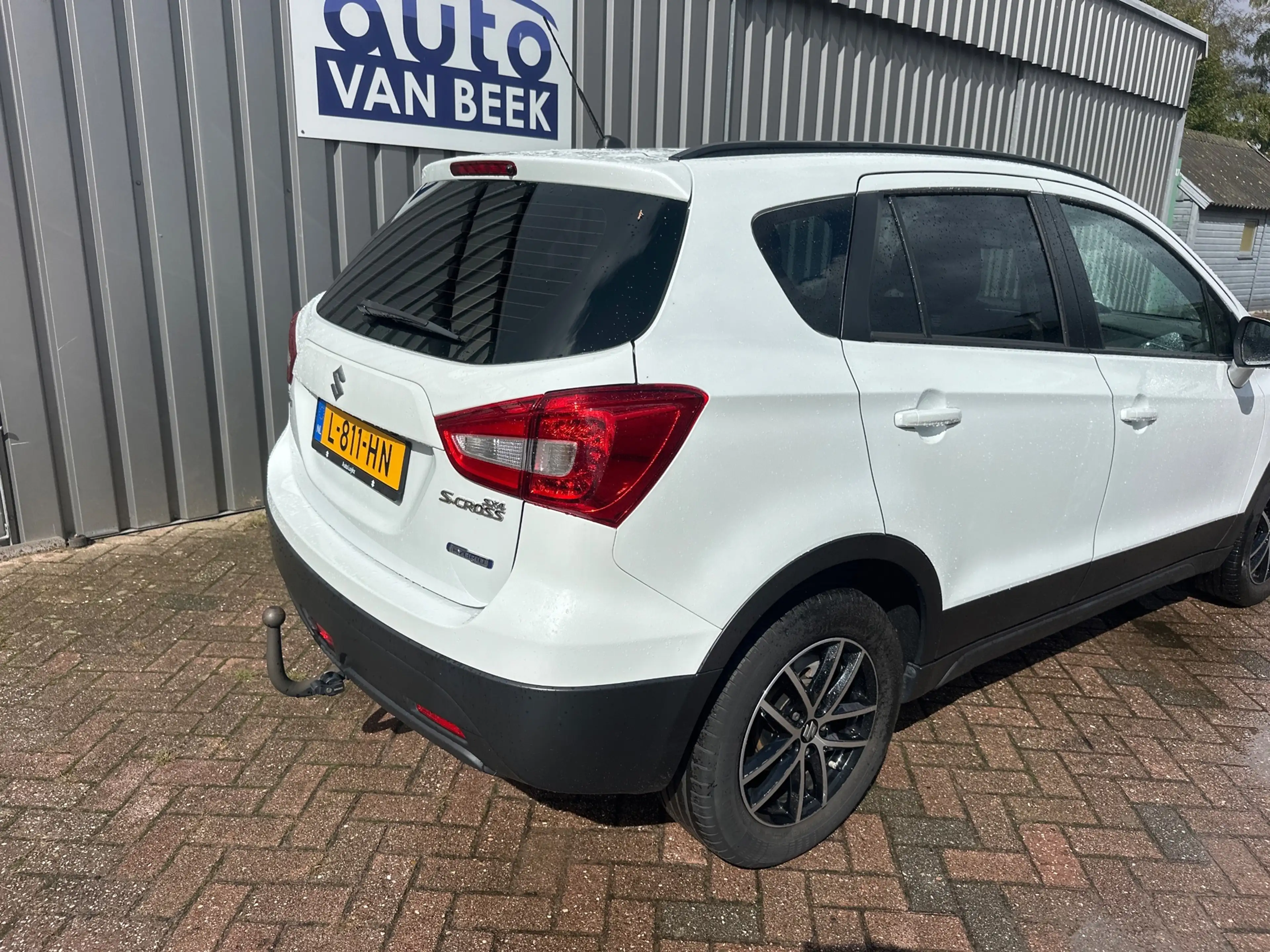 Suzuki S-Cross 1.4 Boosterjet Comfort Smart Hybrid — photo 2
