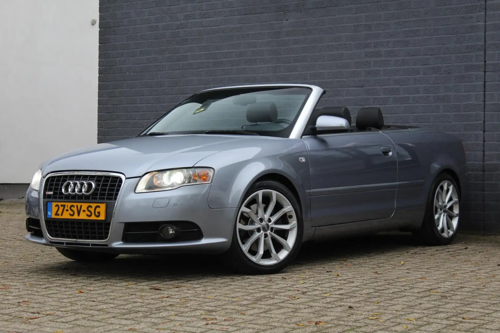 Audi A4 Cabriolet 3.0 TDI V6 quattro S Line, Automaat, Led Gris - 1