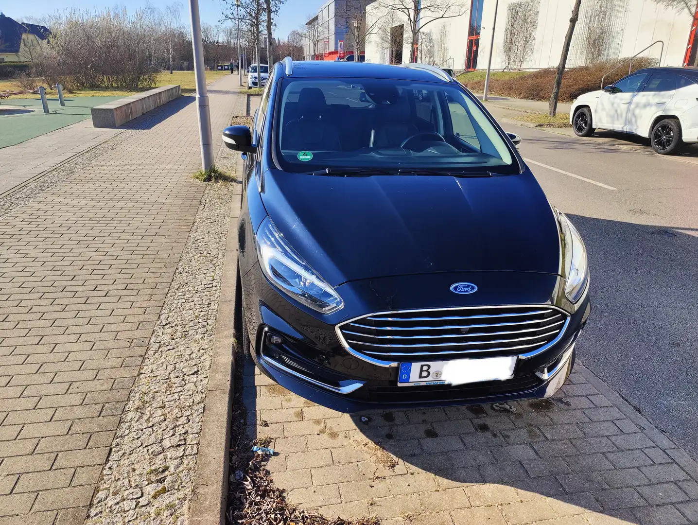 Ford S-Max S-Max+Aut.+Leder+7Sitzer+Ganzjahresreifen Schwarz - 2