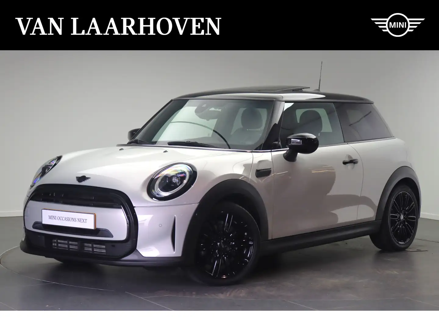 MINI Cooper Hatchback Classic Automaat / Panoramadak / Achteru Wit - 1