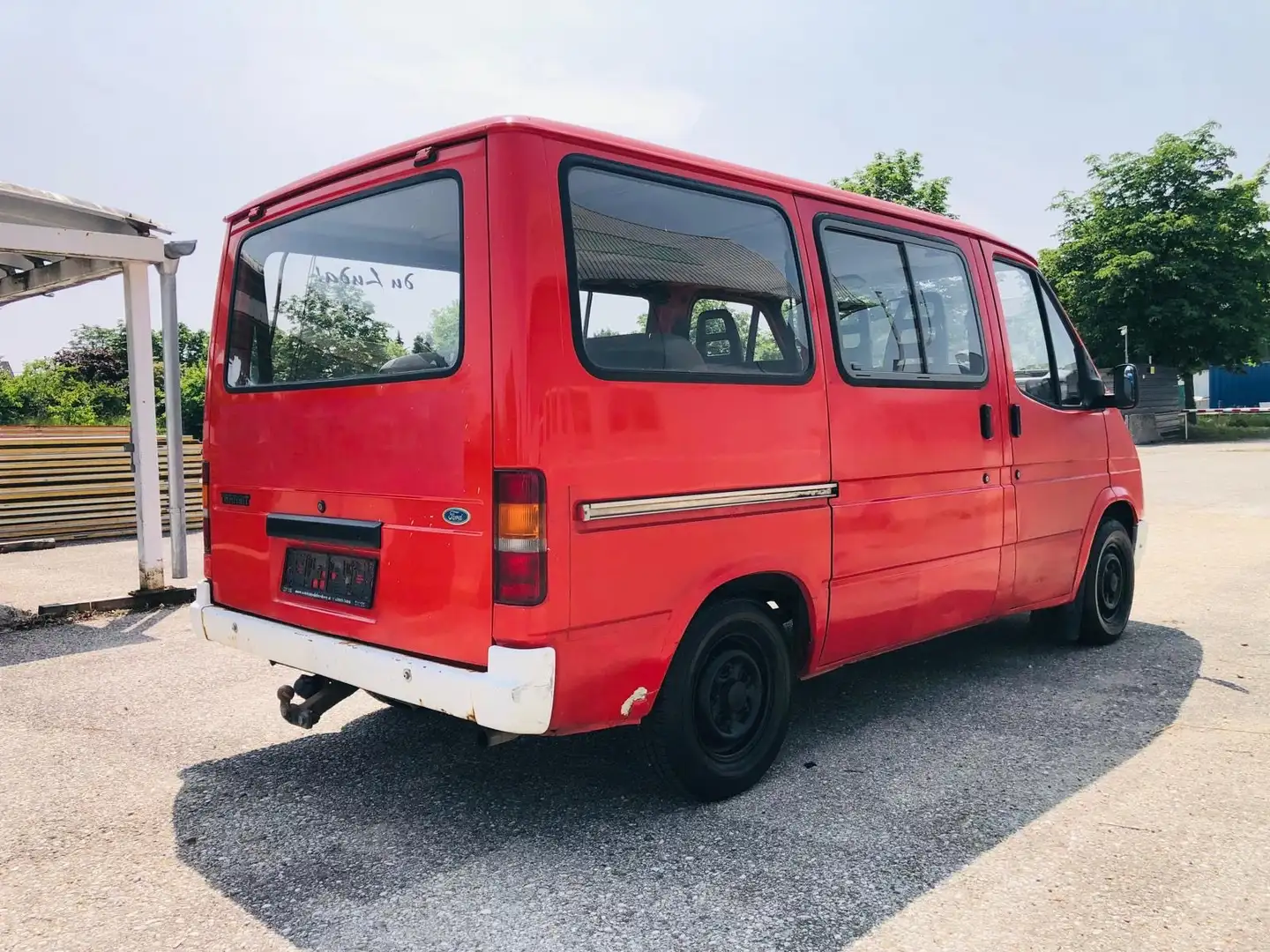 Ford Transit 100 2,0 Kombi-Bus Rot - 2
